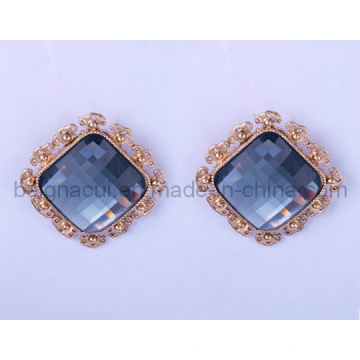 Stud Earring com CZ Stones